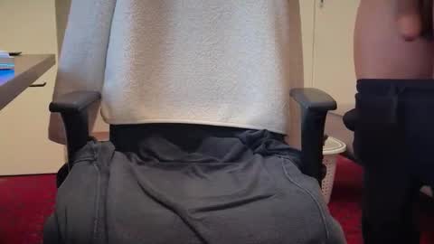 bootyonmyface online show from 11-21-25, 10:52