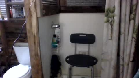 Snapshot of booya89018 chatting on 04-05-26, 03:04 booya89018 online show from 04-05-26, 03:04