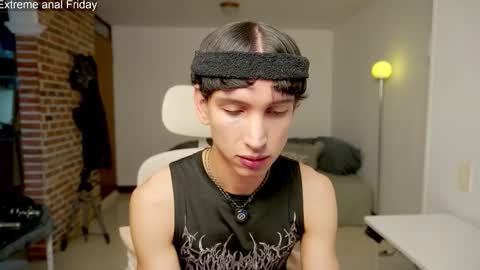 Snapshot of boream_ chatting on 02-27-26, 02:17 Bream online show from 02-27-26, 02:17