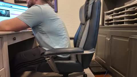 Snapshot of boredhorndog chatting on 02-06-26, 02:09 Boredhorndog online show from 02-06-26, 02:09