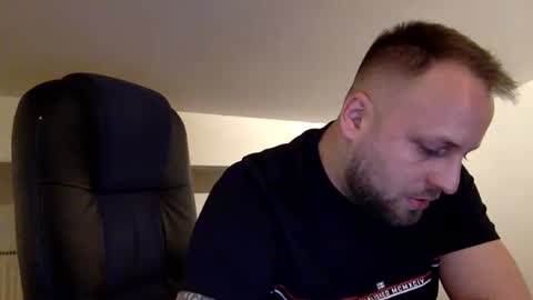 Snapshot of boris566693 chatting on 04-13-26, 06:02 hugo online show from 04-13-26, 06:02