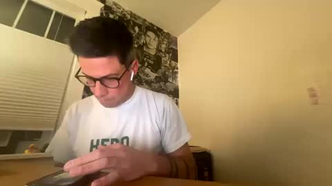 Snapshot of boscobel chatting on 10-16-25, 05:19 boscobel online show from 10-16-25, 05:19