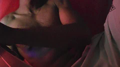 Snapshot of boss_playa98 chatting on 09-22-25, 10:28 boss_playa98 online show from 09-22-25, 10:28