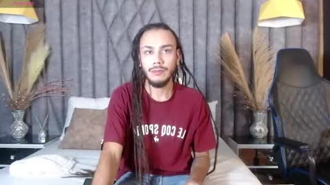 Snapshot of bossdominator1 chatting on 09-30-25, 03:22 Boss online show from 09-30-25, 03:22