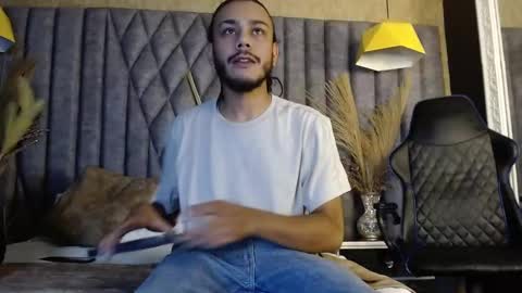 Snapshot of bossdominator1 chatting on 10-06-25, 03:04 Boss online show from 10-06-25, 03:04