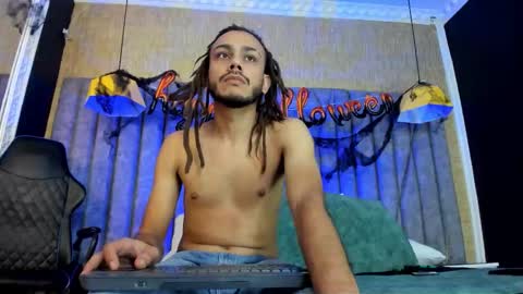 Snapshot of bossdominator1 chatting on 10-25-25, 02:46 Boss online show from 10-25-25, 02:46