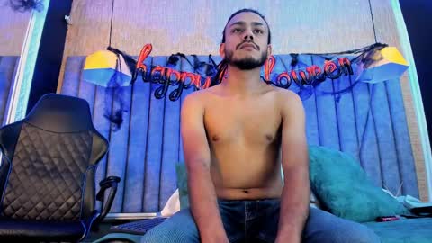 Snapshot of bossdominator1 chatting on 10-30-25, 04:03 Boss online show from 10-30-25, 04:03