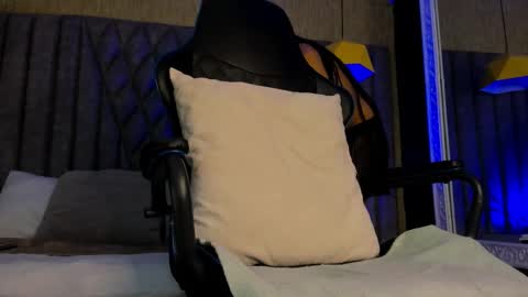 Snapshot of bossdominator1 chatting on 11-24-25, 03:50 Boss online show from 11-24-25, 03:50