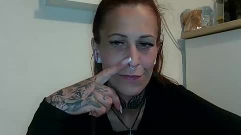 Snapshot of bosslady99 chatting on 03-17-26, 09:18 Bosslady99 online show from 03-17-26, 09:18