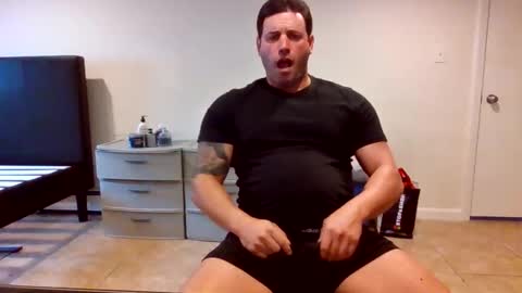 Snapshot of bosslife505050 chatting on 11-08-25, 02:39 The Italian Boss online show from 11-08-25, 02:39