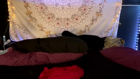 Snapshot of bossmomma chatting on 12-12-24, 04:15 BossMom online show from 12-12-24, 04:15