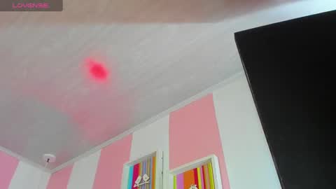 bouncing_bunnyxxx69 online show from 11-19-25, 05:40