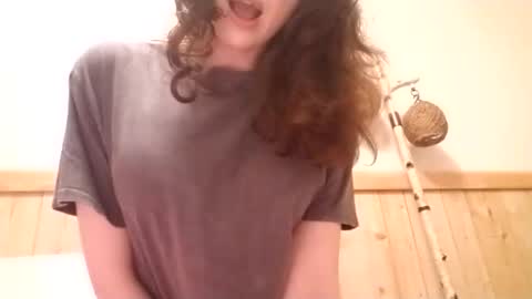 Bouncy Queen Majesty online show from 05-29-26, 06:50