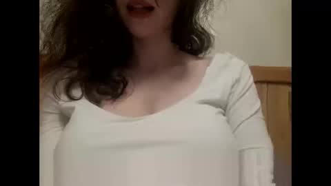Bouncy Queen Majesty online show from 06-01-26, 07:15