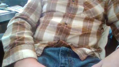 Snapshot of bourbonman144 chatting on 11-05-25, 09:59 bourbonman144 online show from 11-05-25, 09:59