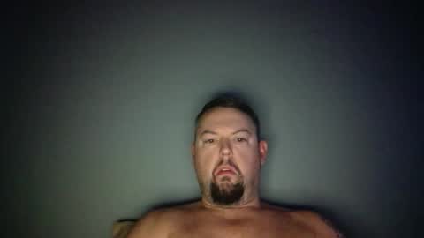 bowtieguy84 online show from 12-21-25, 09:38