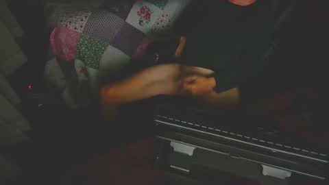 Rihanna online show from 11-14-25, 02:54