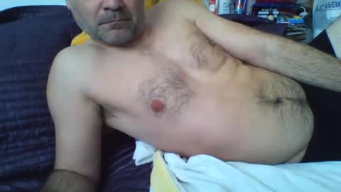 Snapshot of boximan chatting on 03-10-25, 07:42 boxy online show from 03-10-25, 07:42