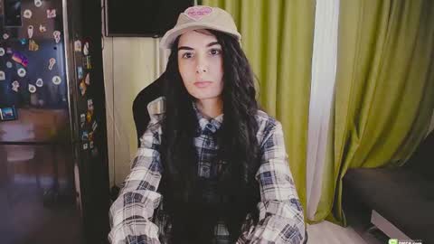 Helen  online show from 02-11-25, 10:37