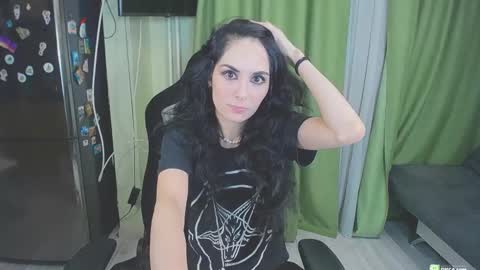 Helen  online show from 03-11-25, 03:23