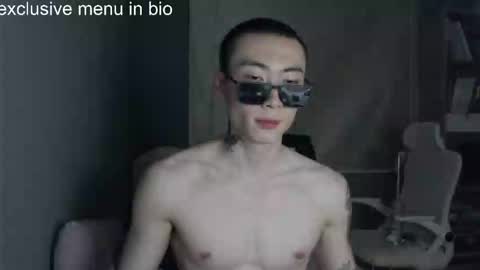 Snapshot of boxman556990 chatting on 02-09-26, 05:39 boxman556990 online show from 02-09-26, 05:39