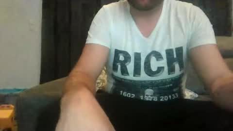Snapshot of boy27weert chatting on 10-15-25, 09:59 Nope online show from 10-15-25, 09:59