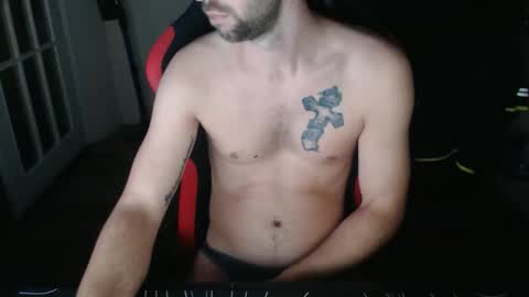 Snapshot of boy_t0y89 chatting on 12-18-25, 06:14 boy_t0y89 online show from 12-18-25, 06:14