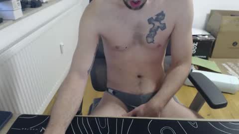 Snapshot of boy_t0y89 chatting on 03-09-26, 06:06 boy_t0y89 online show from 03-09-26, 06:06