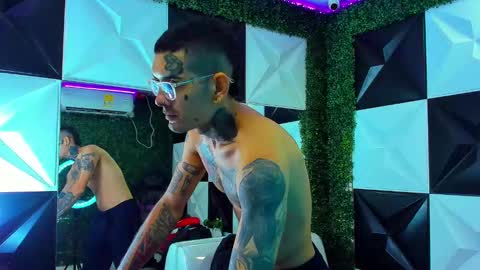 boy_tatto777 online show from 09-18-25, 04:09