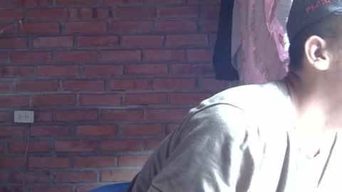 Snapshot of boycumlatino21 chatting on 01-14-26, 04:23 Boy online show from 01-14-26, 04:23