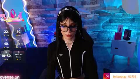 boyfox_tay online show from 10-16-25, 04:35