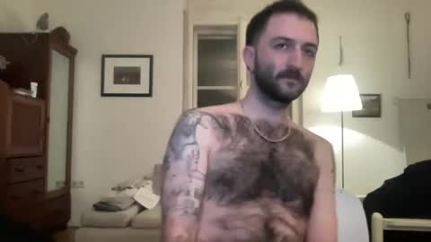 Snapshot of boyfriend_shrapnel chatting on 03-05-25, 01:31 boyfriend_shrapnel online show from 03-05-25, 01:31