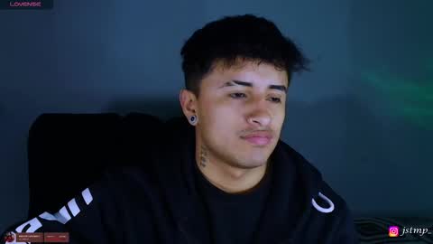 Snapshot of boylatin_777 chatting on 11-07-25, 03:45 miguel online show from 11-07-25, 03:45