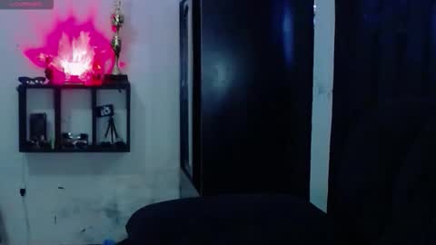 Snapshot of boylatin_777 chatting on 12-13-25, 07:53 miguel online show from 12-13-25, 07:53