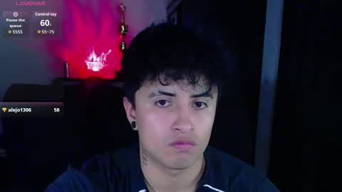 Snapshot of boylatin_777 chatting on 12-16-25, 07:13 miguel online show from 12-16-25, 07:13