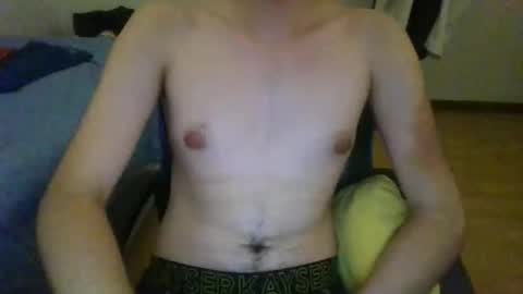 Snapshot of boylovesbears2 chatting on 12-28-24, 02:54 boylovesbears2 online show from 12-28-24, 02:54