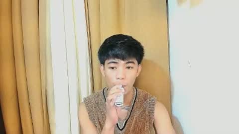 Snapshot of boynextdoor4ux chatting on 06-30-26, 07:48 HI IM JAMES DONT FORGET GIVE ME THUMBS UP AND JOIN TO MY FANCLUB online show from 06-30-26, 07:48