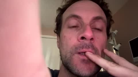 boysetsfire34 online show from 02-04-25, 08:49