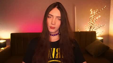 Snapshot of boytemptation chatting on 10-17-25, 10:34 Nova online show from 10-17-25, 10:34
