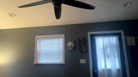 Snapshot of boytoy8969 chatting on 12-19-24, 01:29 boytoy8969 online show from 12-19-24, 01:29