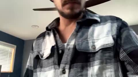 Snapshot of boytoy8969 chatting on 01-03-25, 07:18 boytoy8969 online show from 01-03-25, 07:18