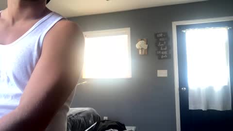 Snapshot of boytoy8969 chatting on 01-22-25, 03:51 boytoy8969 online show from 01-22-25, 03:51