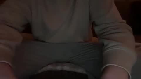 Snapshot of boytoybenny chatting on 02-06-26, 09:01 BoyToyBenny online show from 02-06-26, 09:01