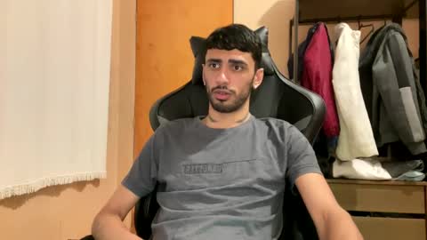 boyzinm2 online show from 10-03-25, 11:57