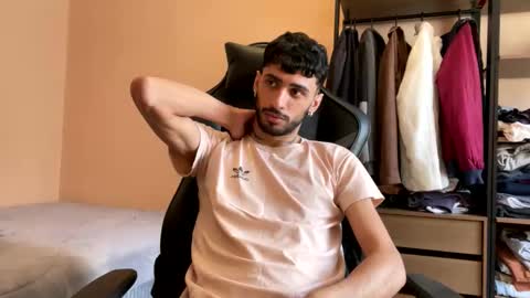 boyzinm2 online show from 11-11-25, 01:44