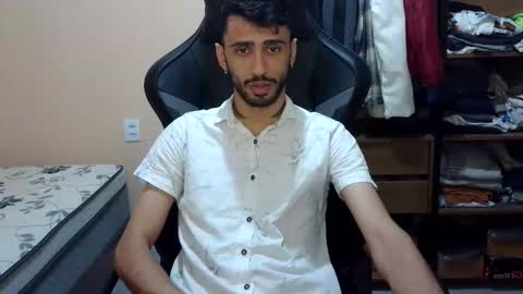 Snapshot of boyzinm2 chatting on 02-21-26, 03:51 boyzinm2 online show from 02-21-26, 03:51