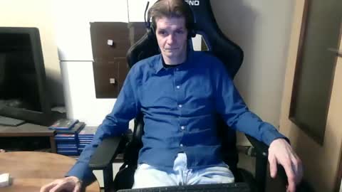 bponie1 online show from 12-24-24, 11:00