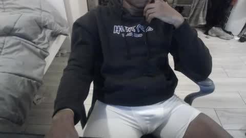 Snapshot of bquen400 chatting on 09-16-25, 02:23 bquen400 online show from 09-16-25, 02:23