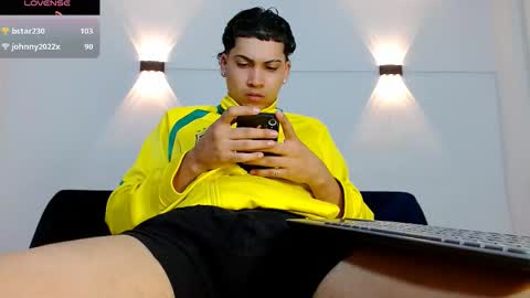 Snapshot of br4ndon_cooper chatting on 12-20-25, 06:48 Brandon online show from 12-20-25, 06:48