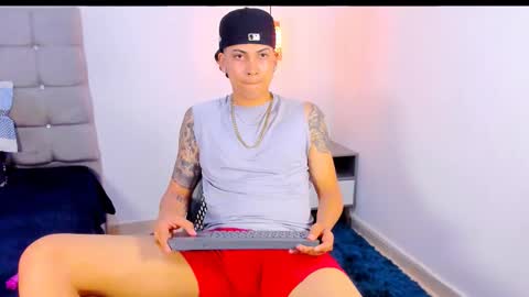 Snapshot of br4ndon_cooper chatting on 02-16-26, 04:30 Brandon online show from 02-16-26, 04:30